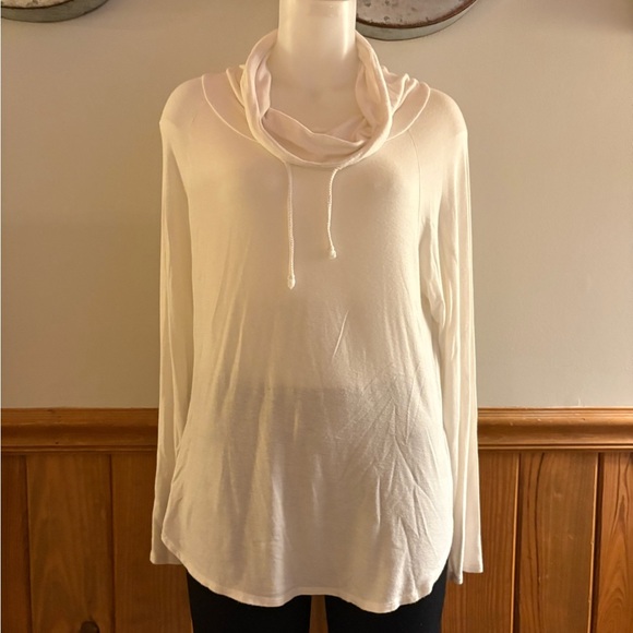 Raggs 2 Riches Tops - Elegant Cream Cowl Neck Tunic
